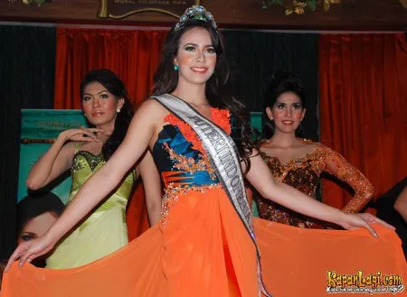 Foto Nadine Alexandra Dewi Ames