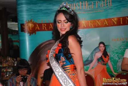 Foto Nadine Alexandra Dewi Ames