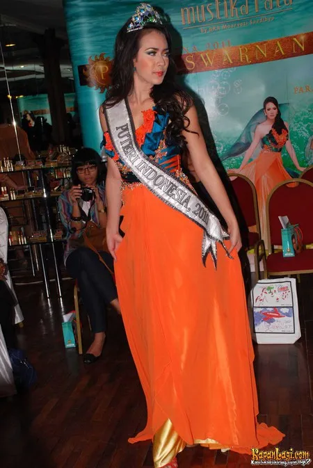 Foto Nadine Alexandra Dewi Ames