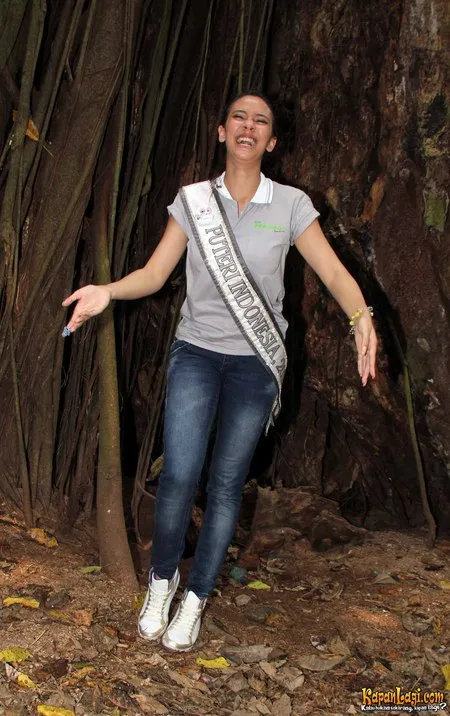 Foto Nadine Alexandra Dewi Ames