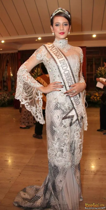 Foto Nadine Alexandra Dewi Ames