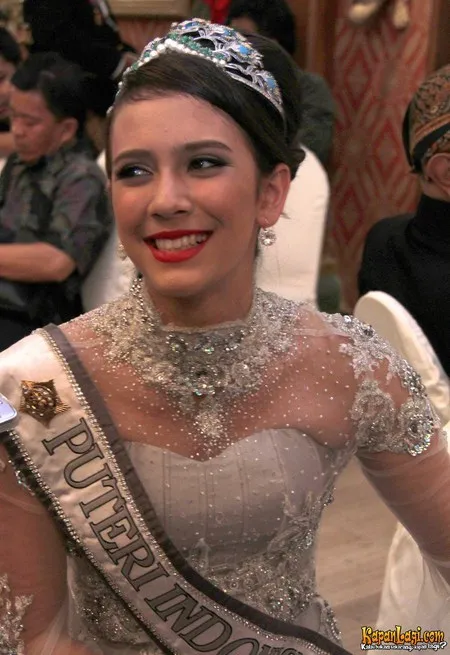 Foto Nadine Alexandra Dewi Ames