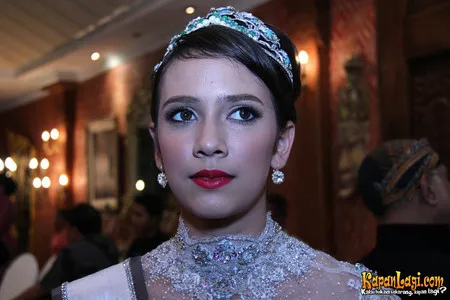 Foto Nadine Alexandra Dewi Ames