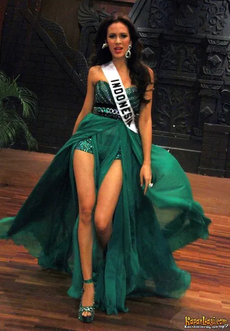 Foto Nadine Alexandra Dewi Ames