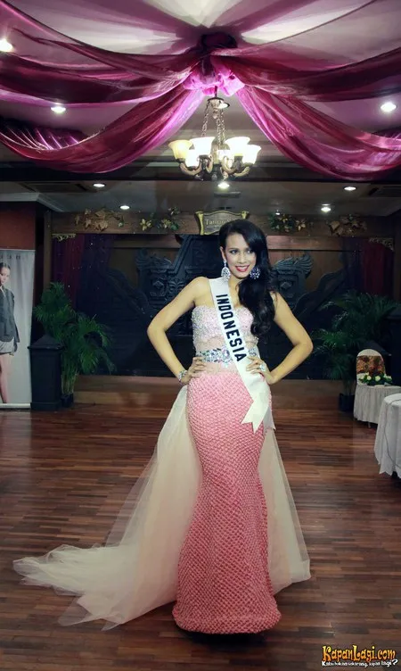 Foto Nadine Alexandra Dewi Ames