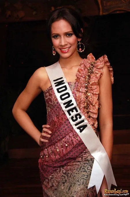 Foto Nadine Alexandra Dewi Ames