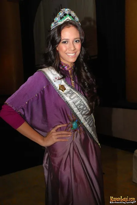 Foto Nadine Alexandra Dewi Ames