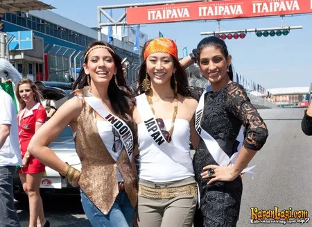 Foto Nadine Alexandra Dewi Ames