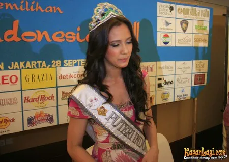 Foto Nadine Alexandra Dewi Ames