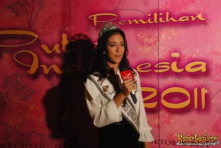 Foto Nadine Alexandra Dewi Ames