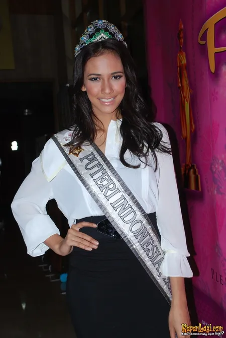 Foto Nadine Alexandra Dewi Ames