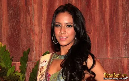 Foto Nadine Alexandra Dewi Ames