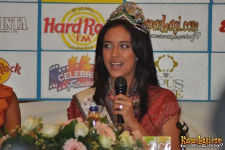 Foto Nadine Alexandra Dewi Ames