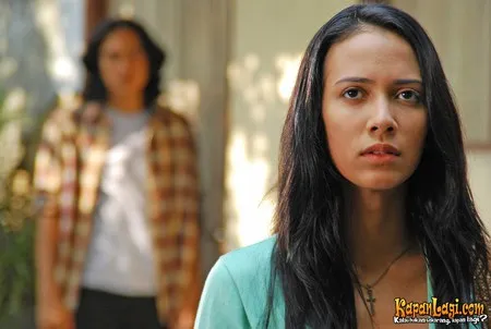 Foto Nadine Alexandra Dewi Ames