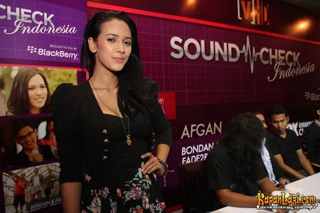 Foto Nadine Alexandra Dewi Ames