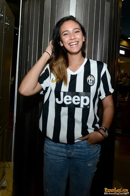 Foto Nadine Alexandra Dewi Ames