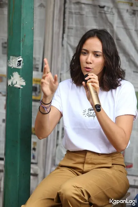 Foto Nadine Alexandra Dewi Ames