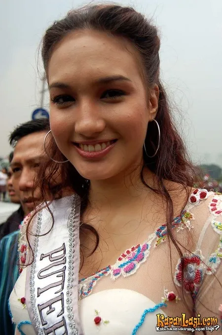 Foto Nadine Chandrawinata