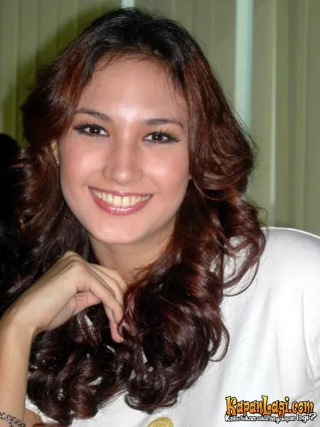 Foto Nadine Chandrawinata