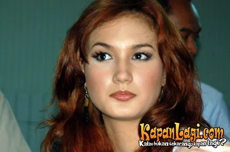 Foto Nadine Chandrawinata