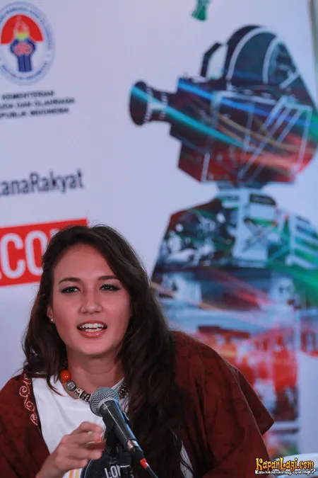 Foto Nadine Chandrawinata