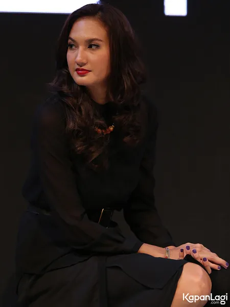 Foto Nadine Chandrawinata