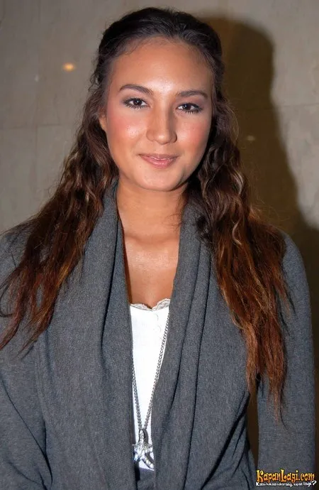 Foto Nadine Chandrawinata