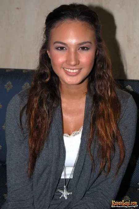 Foto Nadine Chandrawinata