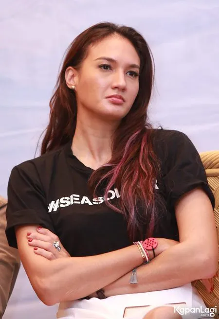 Foto Nadine Chandrawinata
