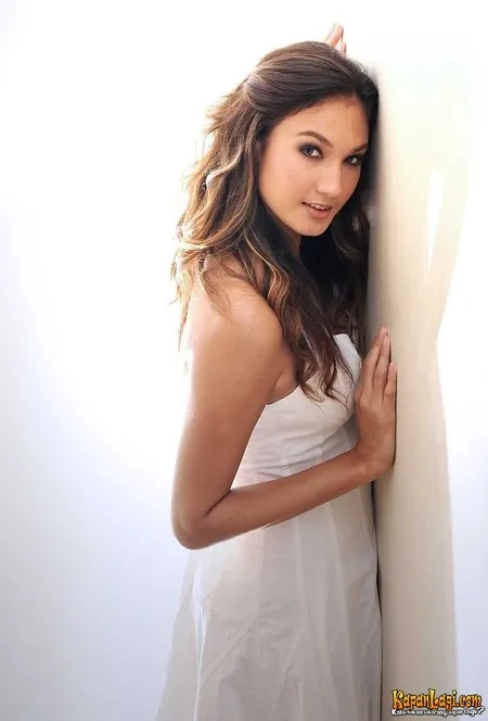 Foto Nadine Chandrawinata