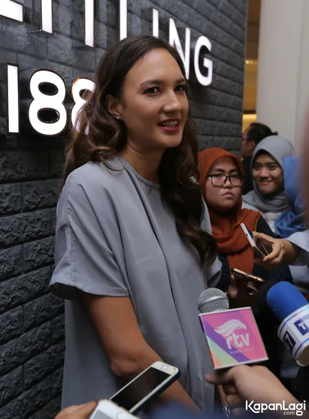 Foto Nadine Chandrawinata