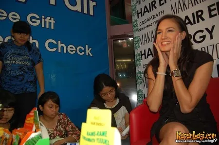 Foto Nadine Chandrawinata