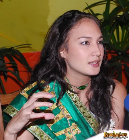 Foto Nadine Chandrawinata