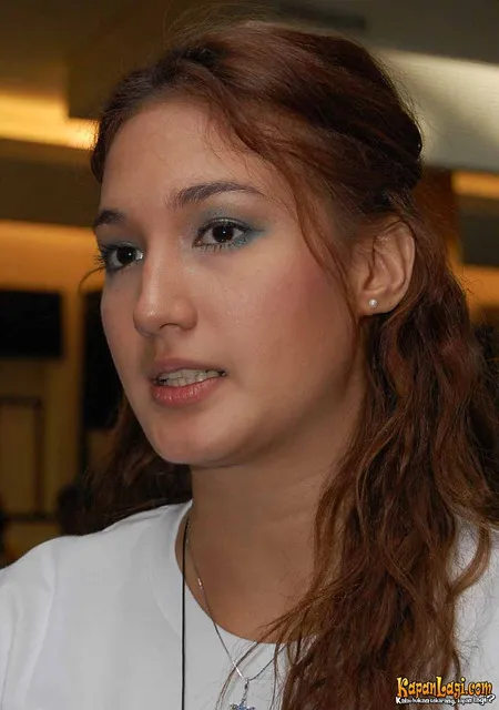 Foto Nadine Chandrawinata
