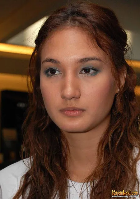 Foto Nadine Chandrawinata