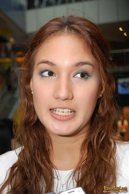 Foto Nadine Chandrawinata