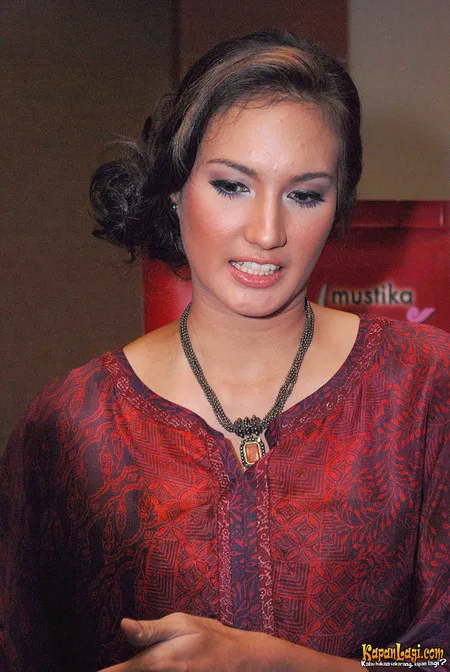 Foto Nadine Chandrawinata