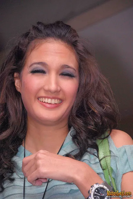 Foto Nadine Chandrawinata