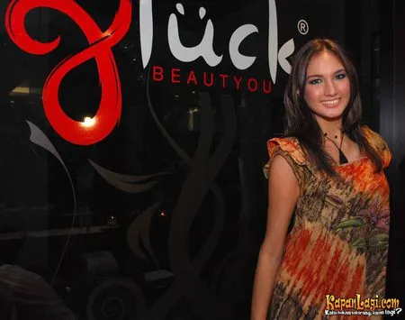 Foto Nadine Chandrawinata