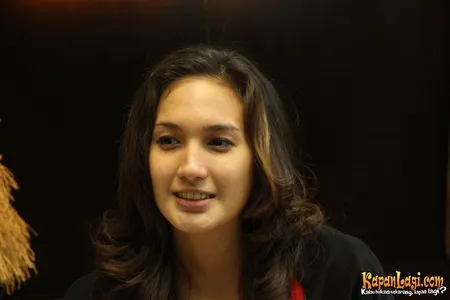 Foto Nadine Chandrawinata
