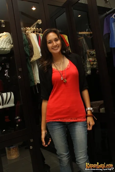 Foto Nadine Chandrawinata