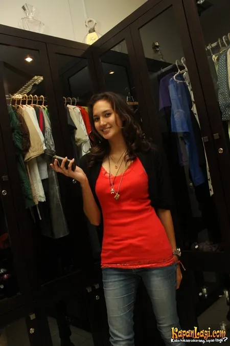 Foto Nadine Chandrawinata