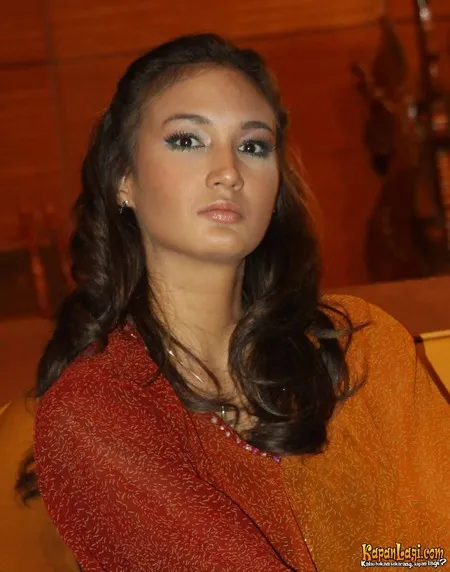 Foto Nadine Chandrawinata