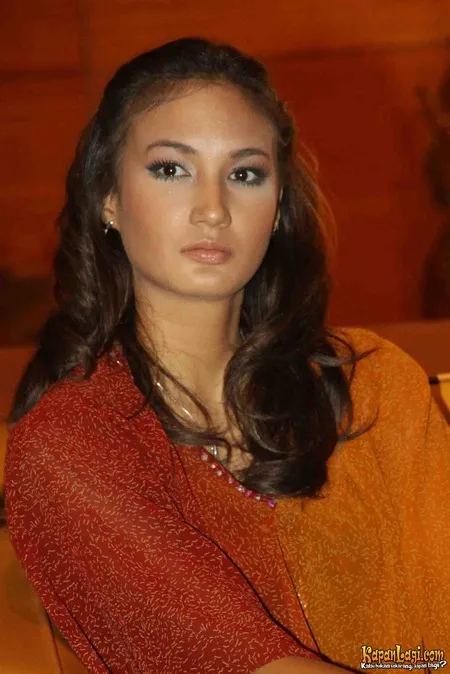 Foto Nadine Chandrawinata