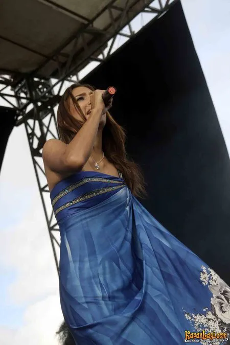 Foto Nadine Chandrawinata