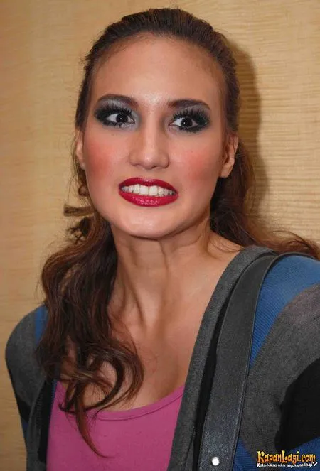 Foto Nadine Chandrawinata