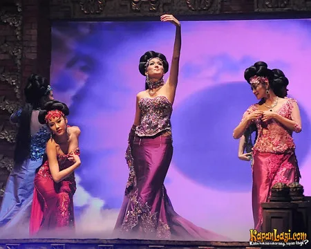 Foto Nadine Chandrawinata