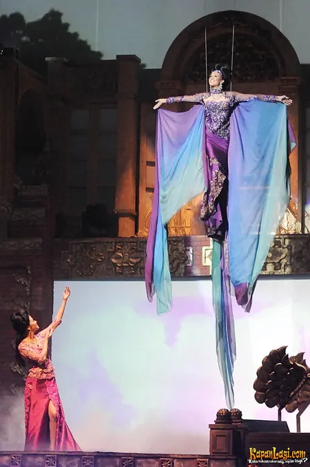 Foto Nadine Chandrawinata