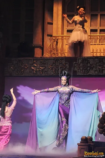 Foto Nadine Chandrawinata