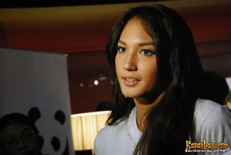 Foto Nadine Chandrawinata